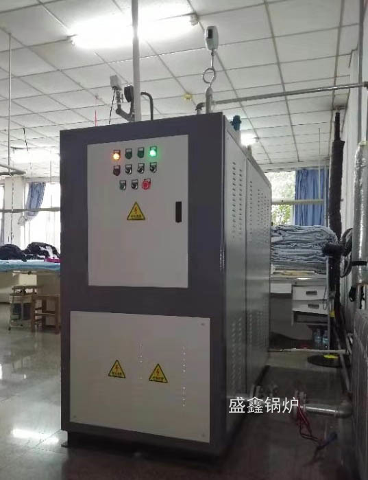 QDR-0.2免檢電熱蒸汽發(fā)生器現(xiàn)場(chǎng)安裝圖片